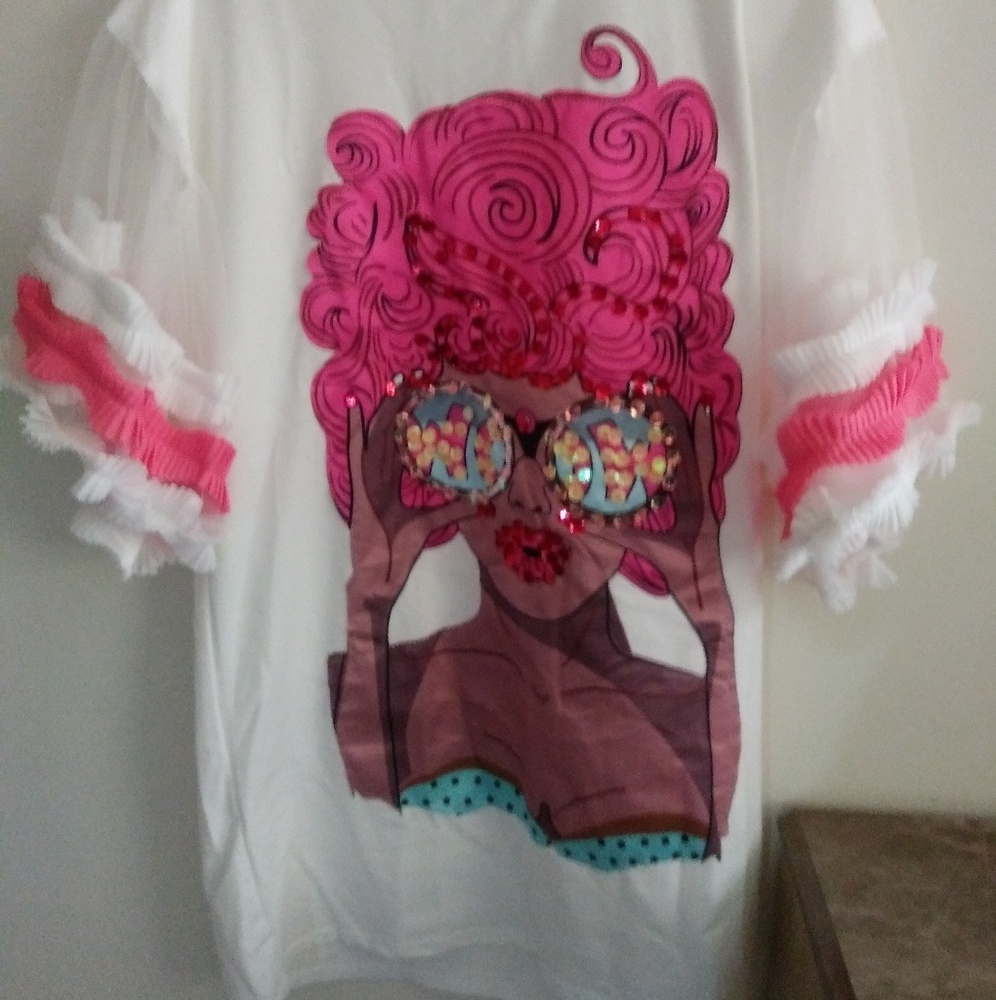 Pretttyyyy Oversized Graphic dress!